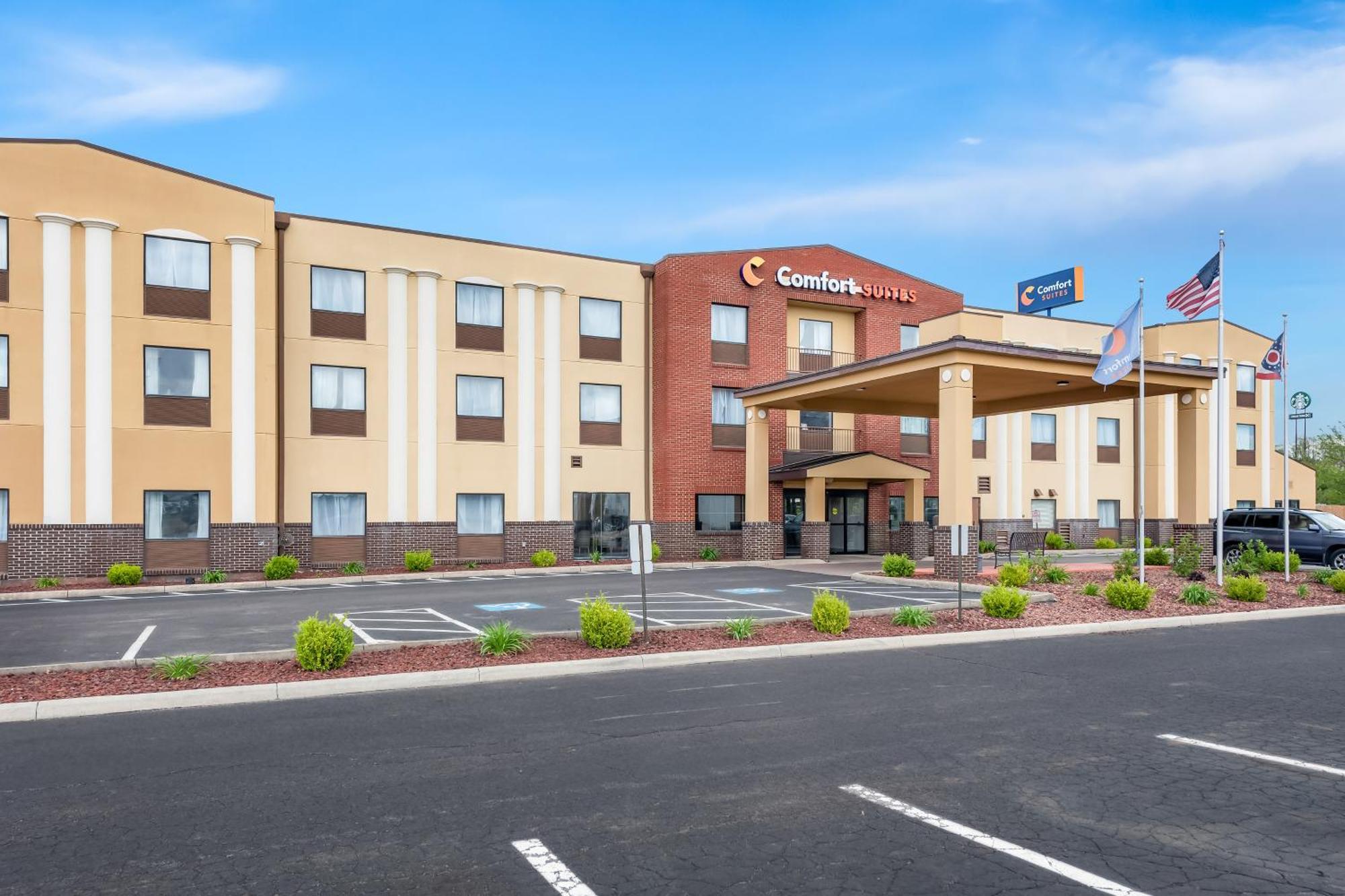 Comfort Suites Columbus Exterior photo